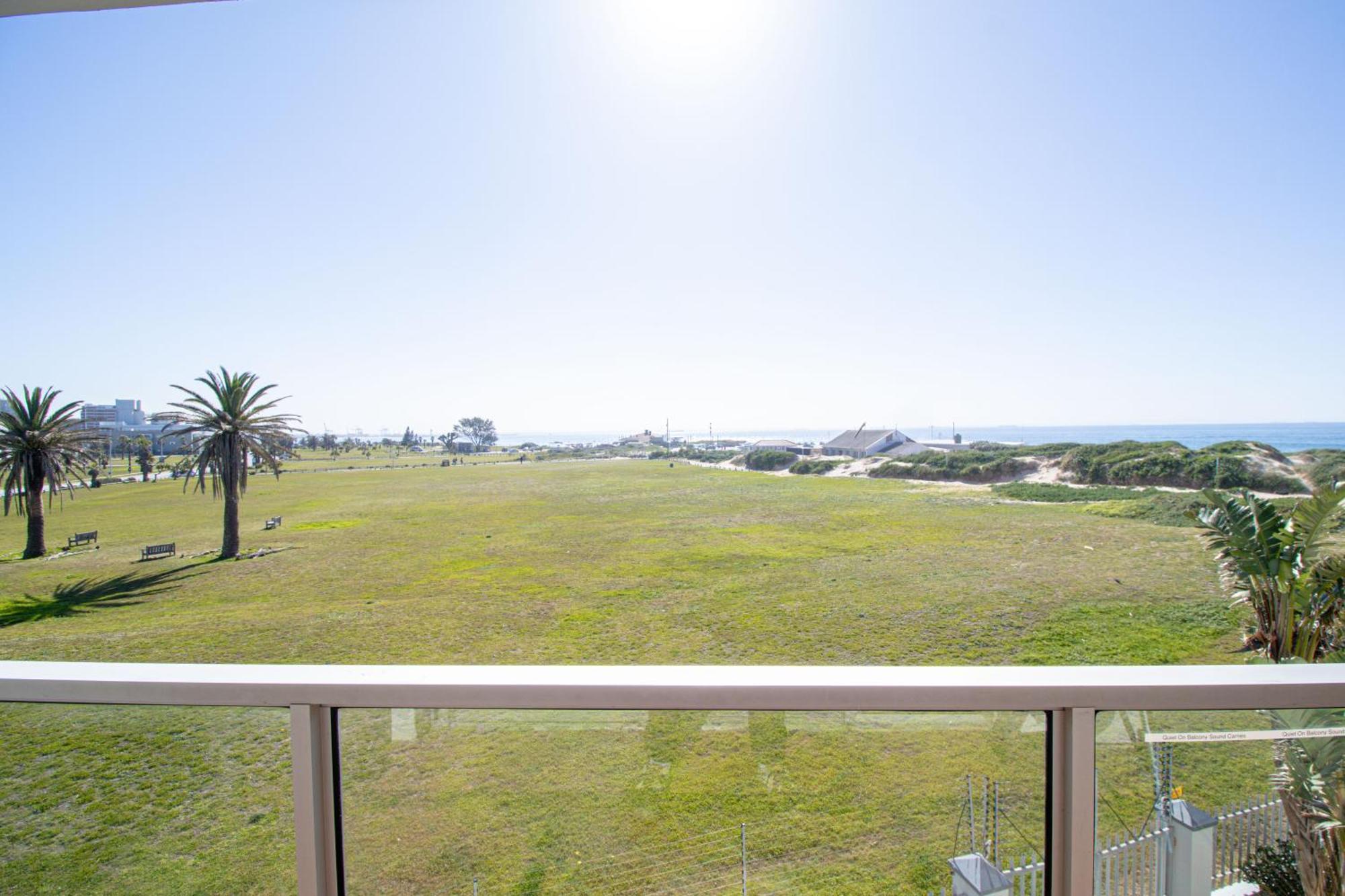 Modern Seaview Apartment Port Elizabeth Buitenkant foto