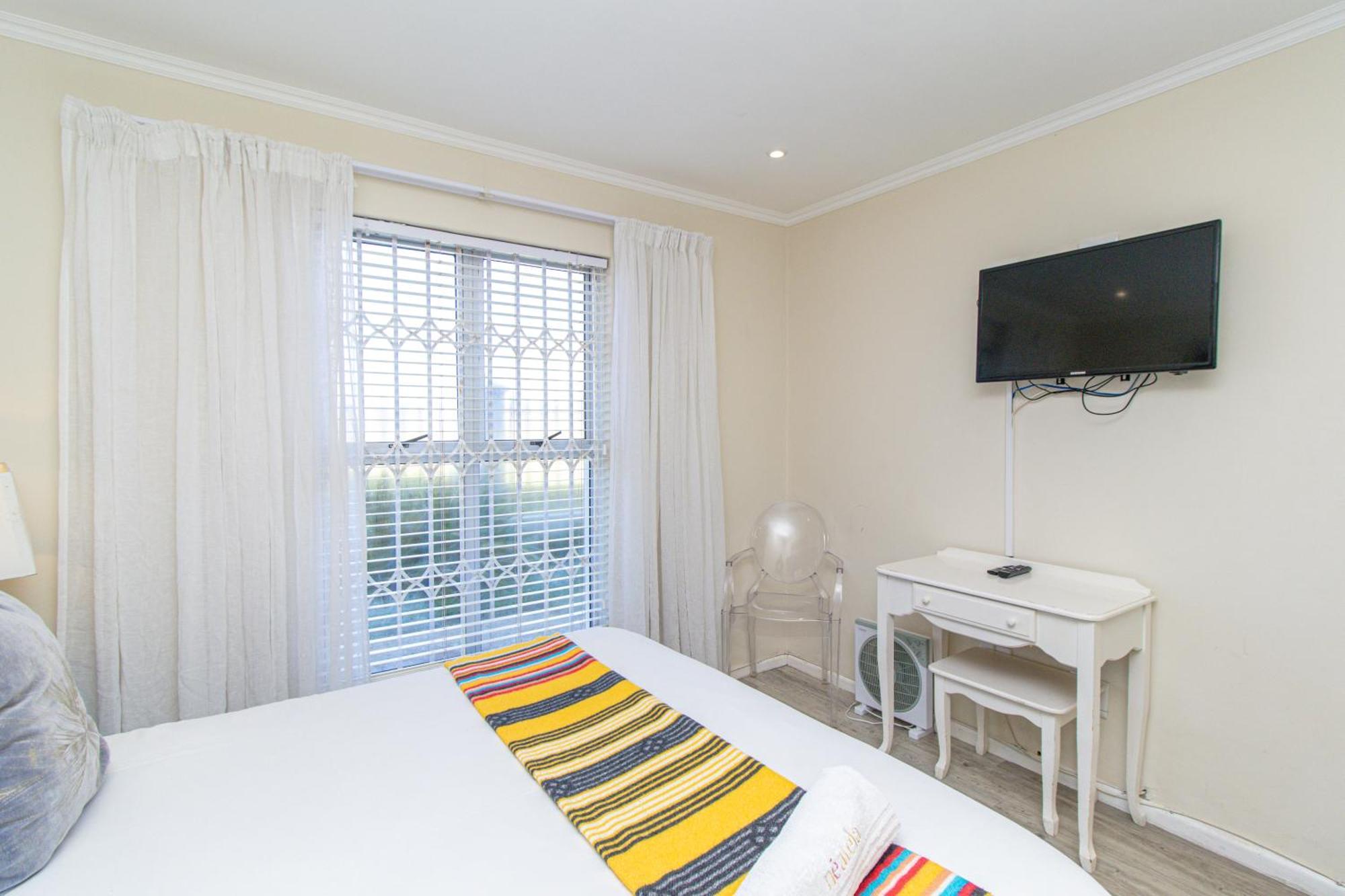 Modern Seaview Apartment Port Elizabeth Buitenkant foto