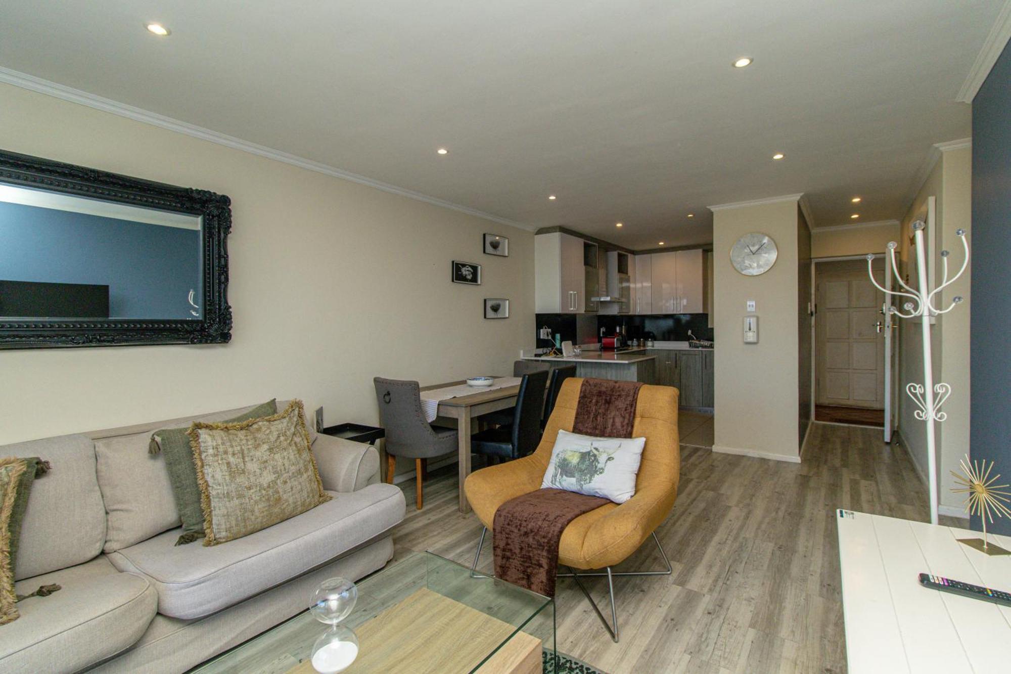 Modern Seaview Apartment Port Elizabeth Buitenkant foto