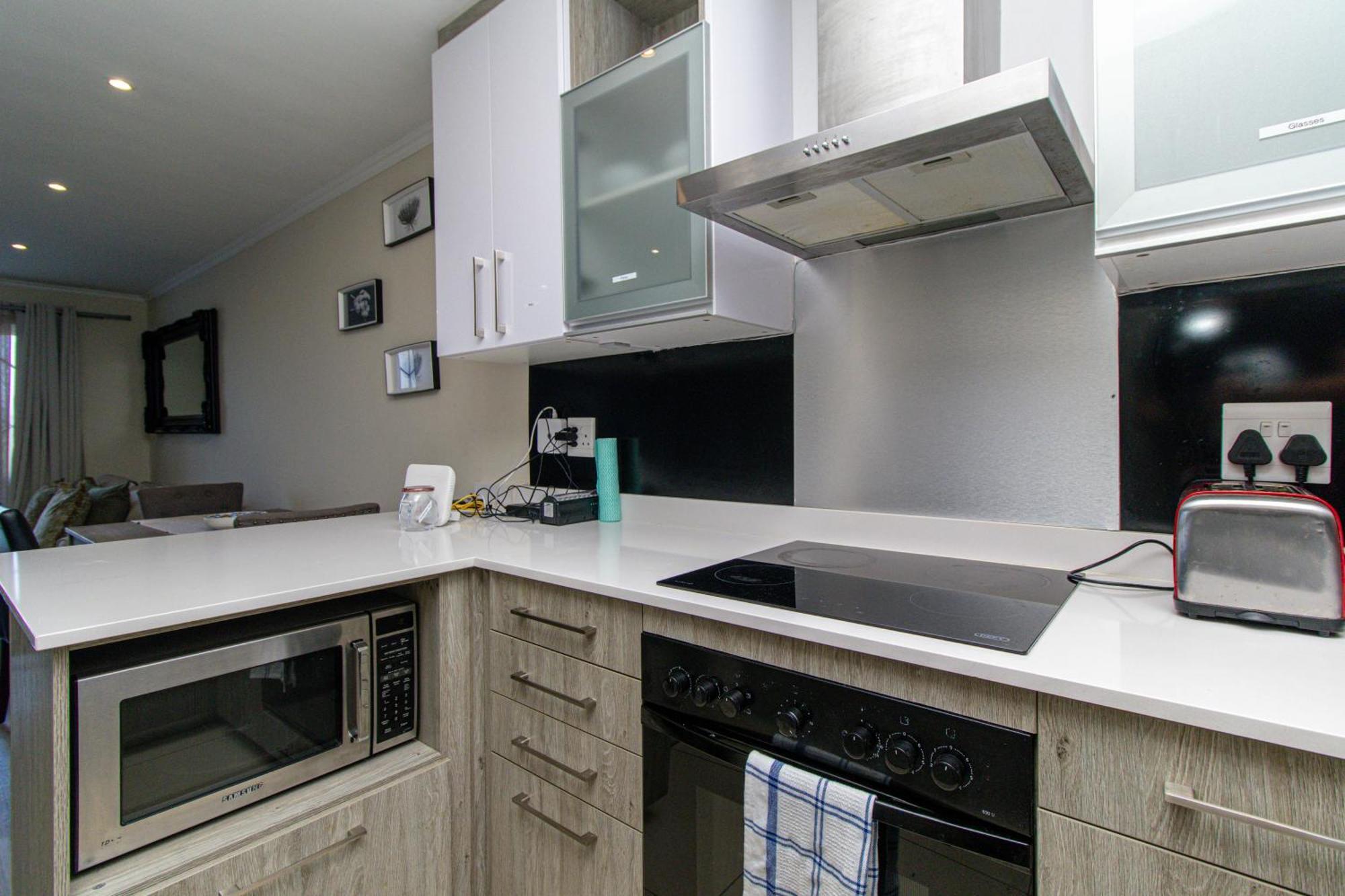Modern Seaview Apartment Port Elizabeth Buitenkant foto